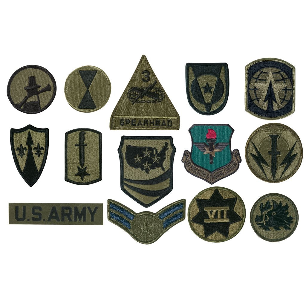 Pack 50 parches MILITARY color oliva, varios diseños