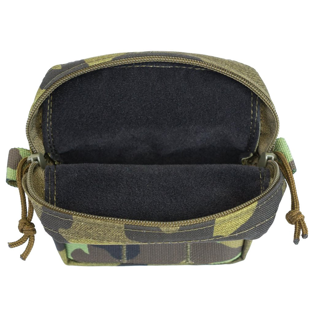 Bolsa universal 3x3 MOLLE vz95 en patrón bosque