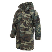 Parka M-51 Fishtail con capucha en camuflaje Woodland