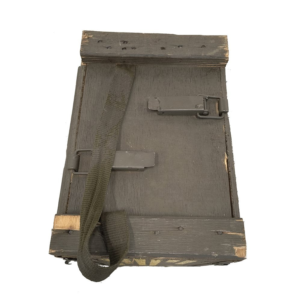 Caja de madera usada para proyectiles/minas de mortero 81 mm con 6 casetes