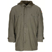 Parka Bundeswehr verde usada con forro desmontable, capucha y cuatro bolsillos, vista frontal
