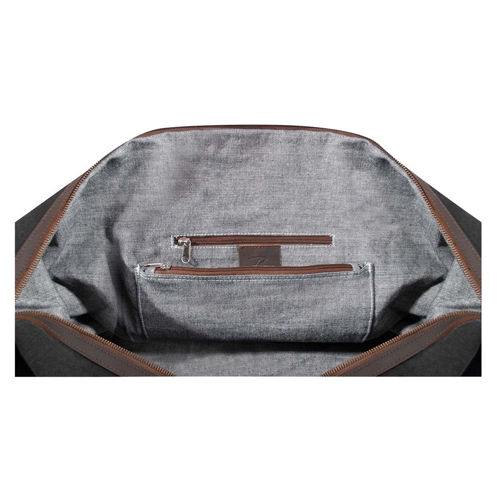 Bolsa de viaje Extended Weekender Red Plaid con cuadros rojos, asas de cuero y herrajes de latón