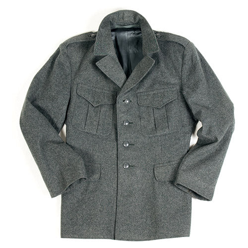 Chaqueta uniforme suiza usada en 100% lana con bolsillos, hombreras y botones con cruz suiza