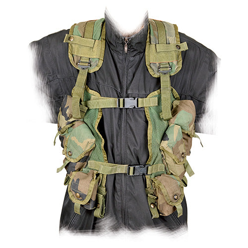 Chaleco táctico US LBV 2 WOODLAND usado, nylon, hombreras acolchadas, ajuste en ancho y largo
