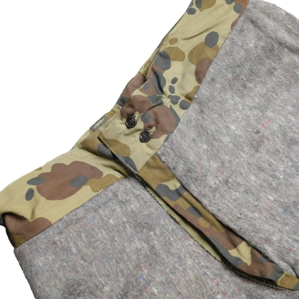 Pantalones de campo M94 rumanos acolchados usados, vista general