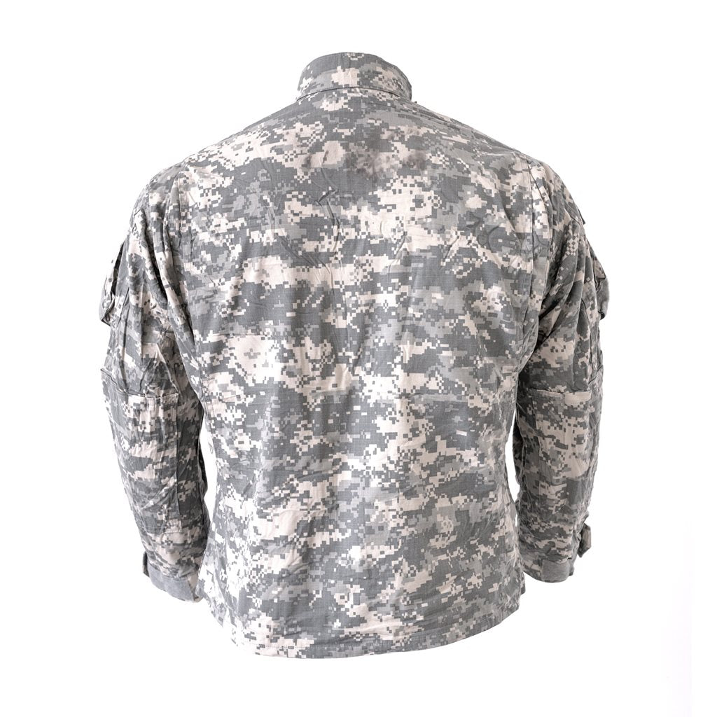 Blusa US Army ACU digital original usada, bolsillos inclinados y cierre en cuello