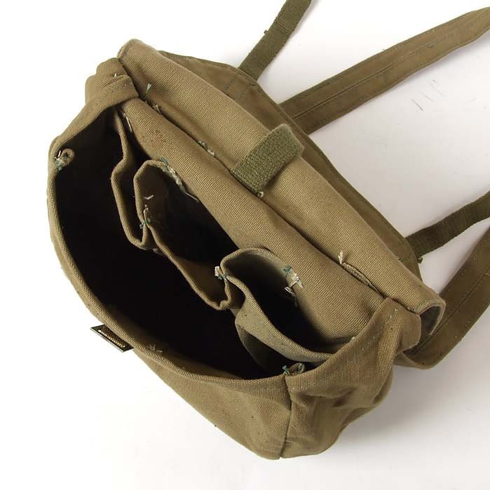 Mochila pequeña militar ČSLA vz.82/60 color písková (arena) usada con correa