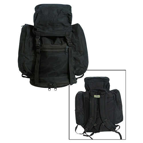 Mochila británica medium negra original usada, volumen aprox. 30L