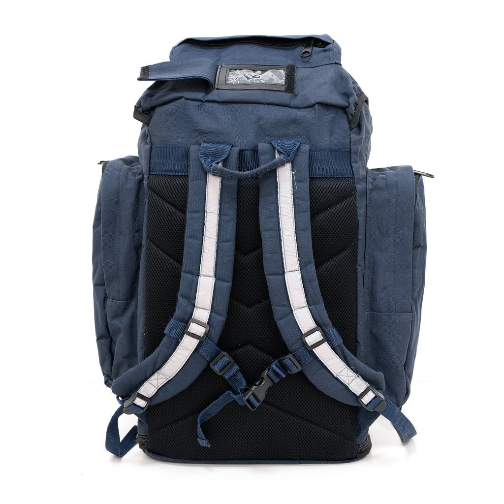 Mochila RAF británica mediana azul usada con tirantes ajustables y respaldo acolchado