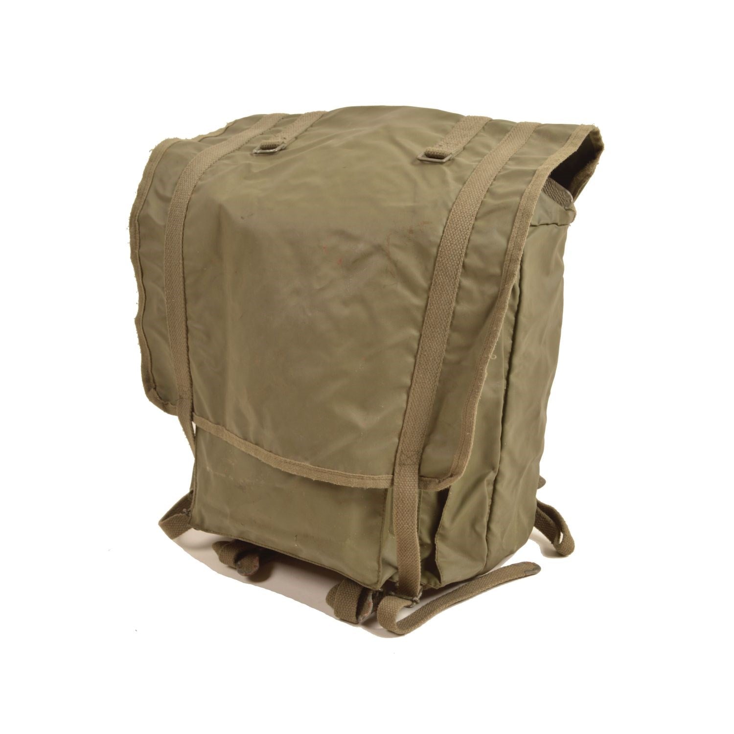 Mochila militar francesa F-1 pequeña verde usada con fondo y laterales en goma