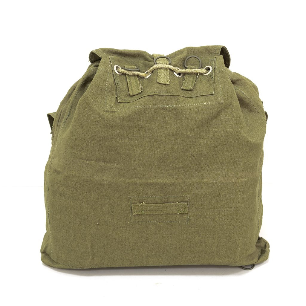 Mochila grande de campaña ČSLA vz.60 sin arneses con dos bolsillos