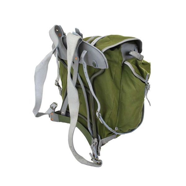 Mochila militar noruega de montaña con armazón metálico, nylon, usada