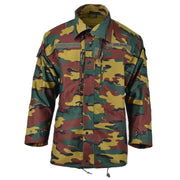Chaqueta Belga M90 Jigsaw camuflada usada, cierre de cremallera y bolsillos visibles