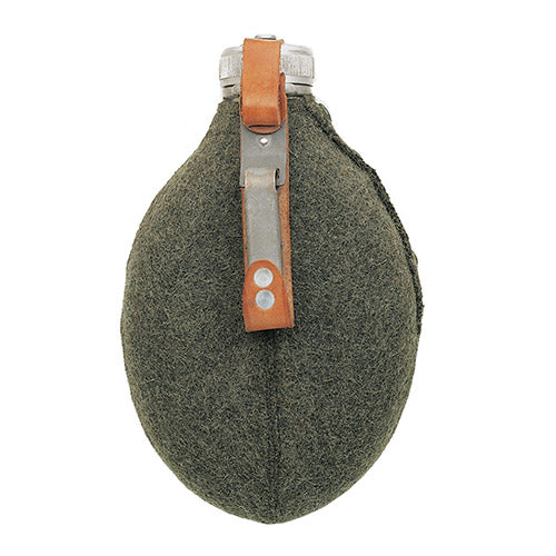 Cantimplora militar sueca con funda de fieltro verde (usada)
