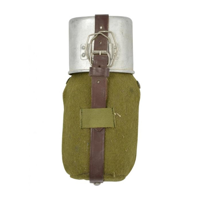 Cantimplora de campaña de aluminio rumana usada con boquilla y funda