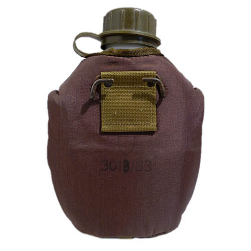 Cantimplora militar noruega 1 L con funda y vaso, usada
