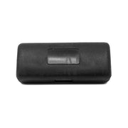 Funda para gafas acolchada de plástico negra usada