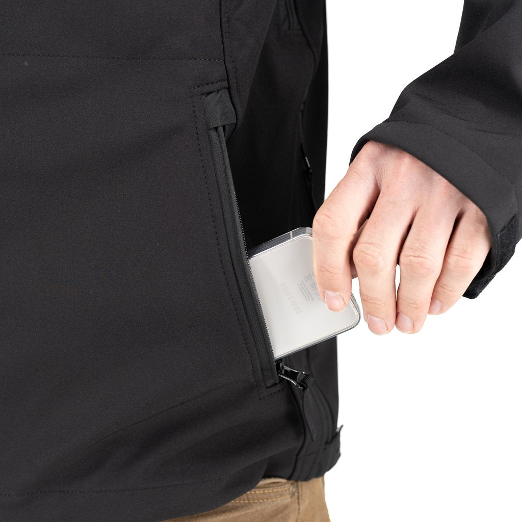 Chaqueta softshell negra con capucha modelo 2012 para policías militares