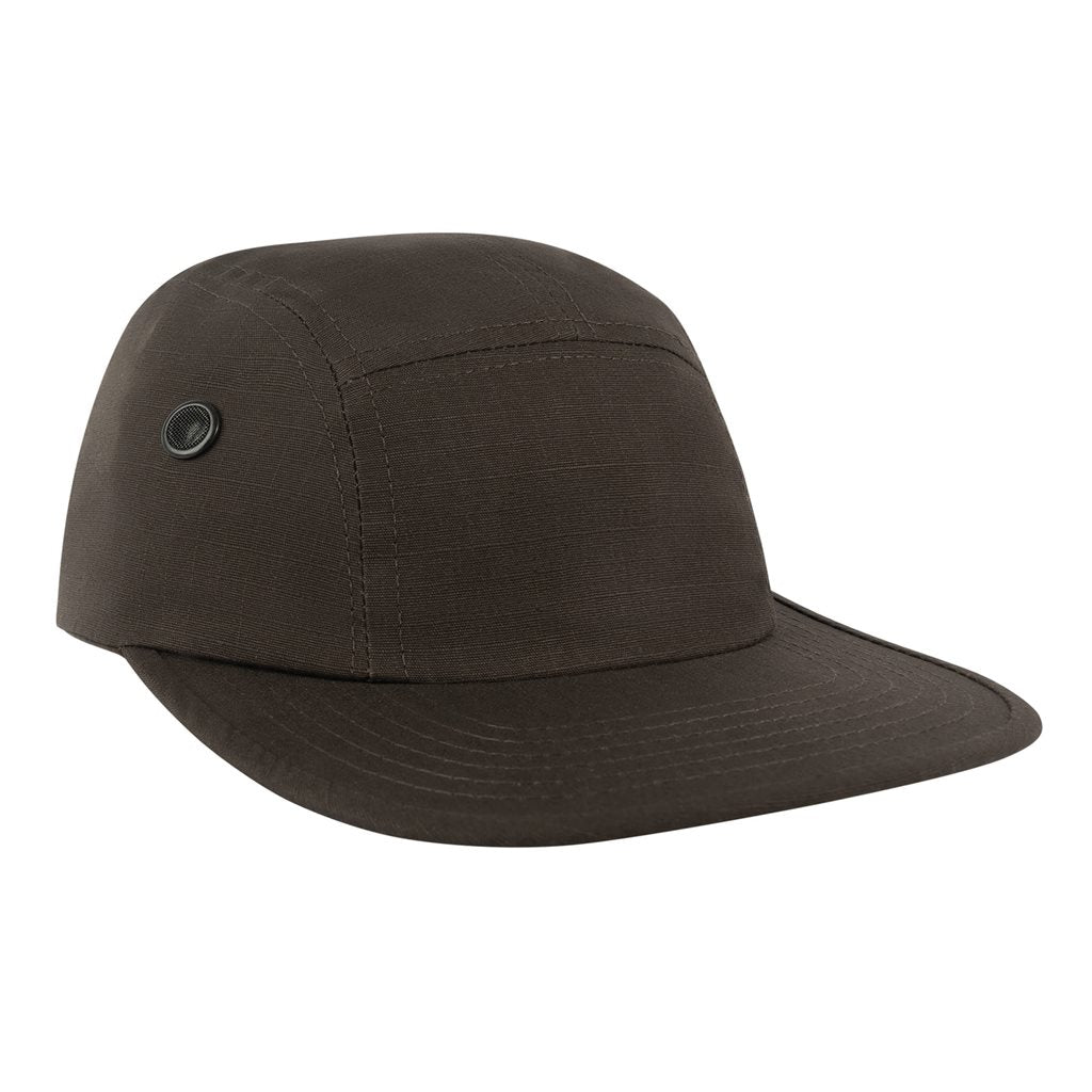 Gorra negra rip-stop con dos orificios de ventilación laterales y cierre ajustable