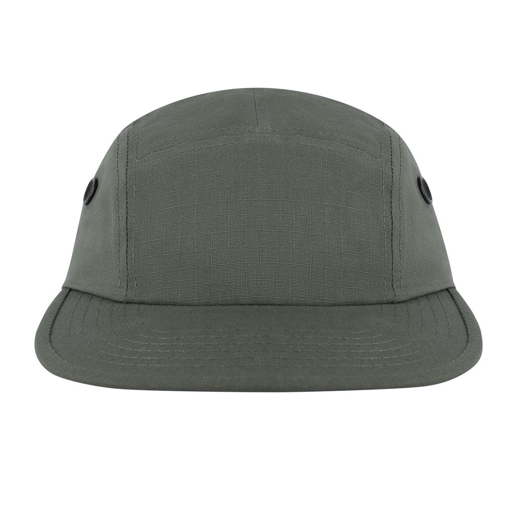 Gorra negra rip-stop con dos orificios de ventilación laterales y cierre ajustable