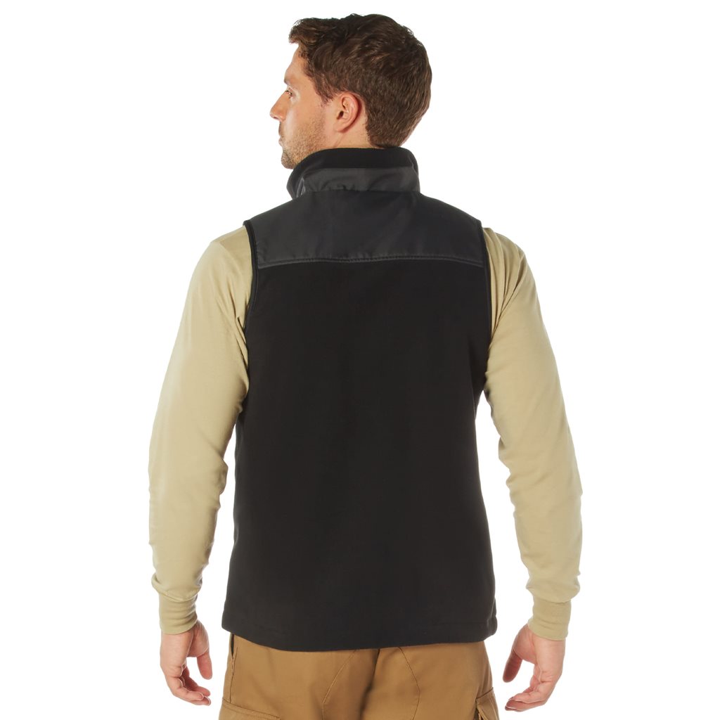 Chaleco fleece táctico SPEC OPS en negro, diseño de bajo perfil
