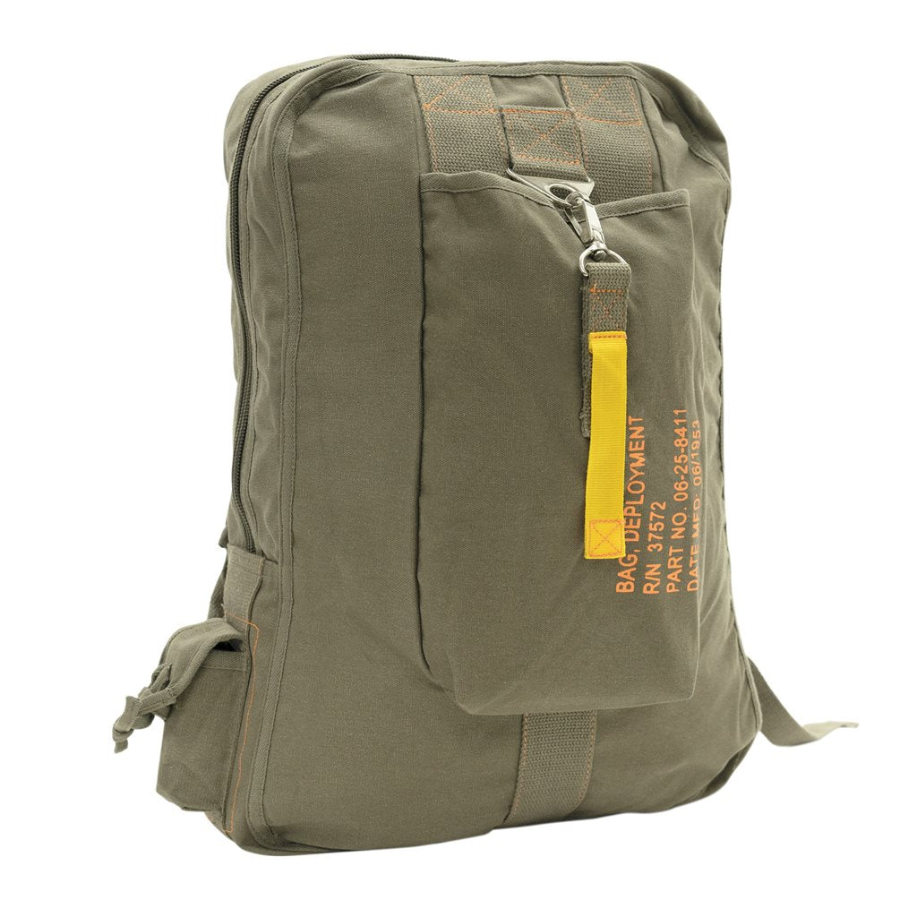 Mochila Vintage Flight marrón, 50x38x12 cm, vista frontal con bolsillo y cierre de cremallera