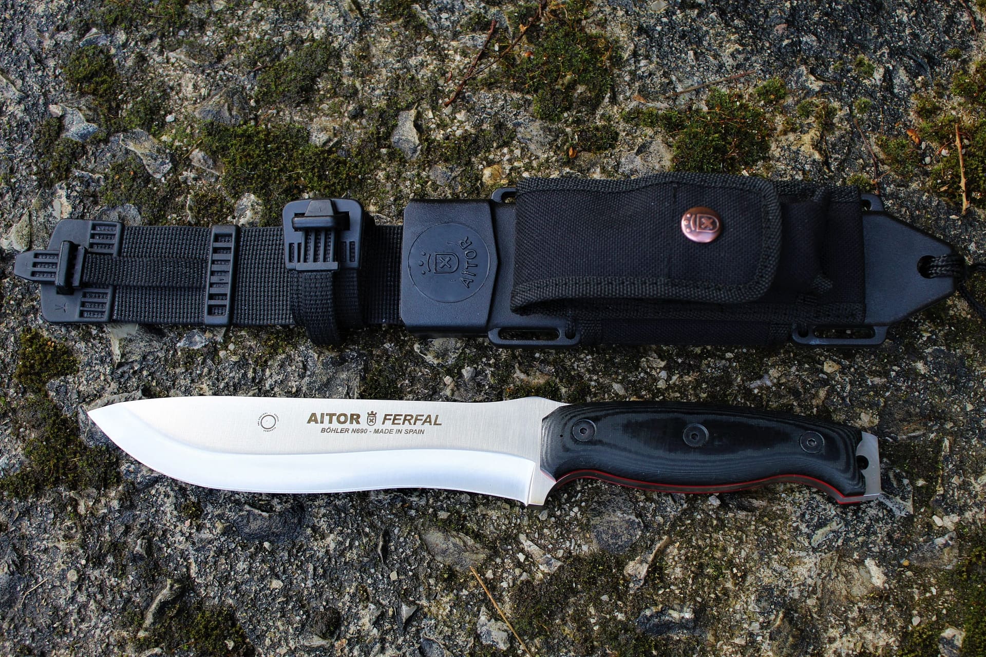 Imagen de Cuchillo Supervivencia Aitor Ferfal parte de nuestra colección en Espadas y más, sitio oficial.
