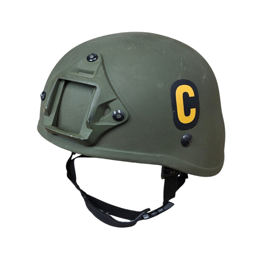 Casco de paracaidista ARGUN RBR MACH IV usado (excedente AČR) vista lateral