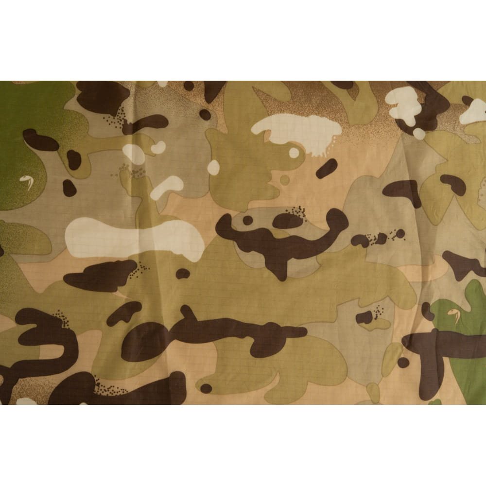 Lona BASHA 270 x 175 cm de nylon recubierto, plegada en bolsa aprox. 20 x 16 x 7 cm