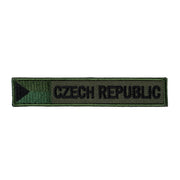 Parche textil bordado 'CZECH REPUBLIC' con bandera en verde, 102 x 19 mm