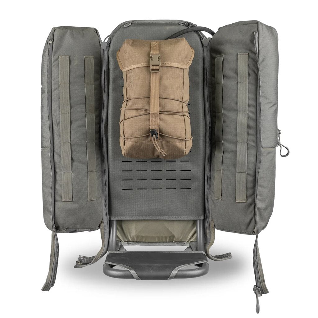 Funda SUSTAINMENT para bolsa de hidratación hasta 3L con salida para tubo y fijación MOLLE/PALS, color gris