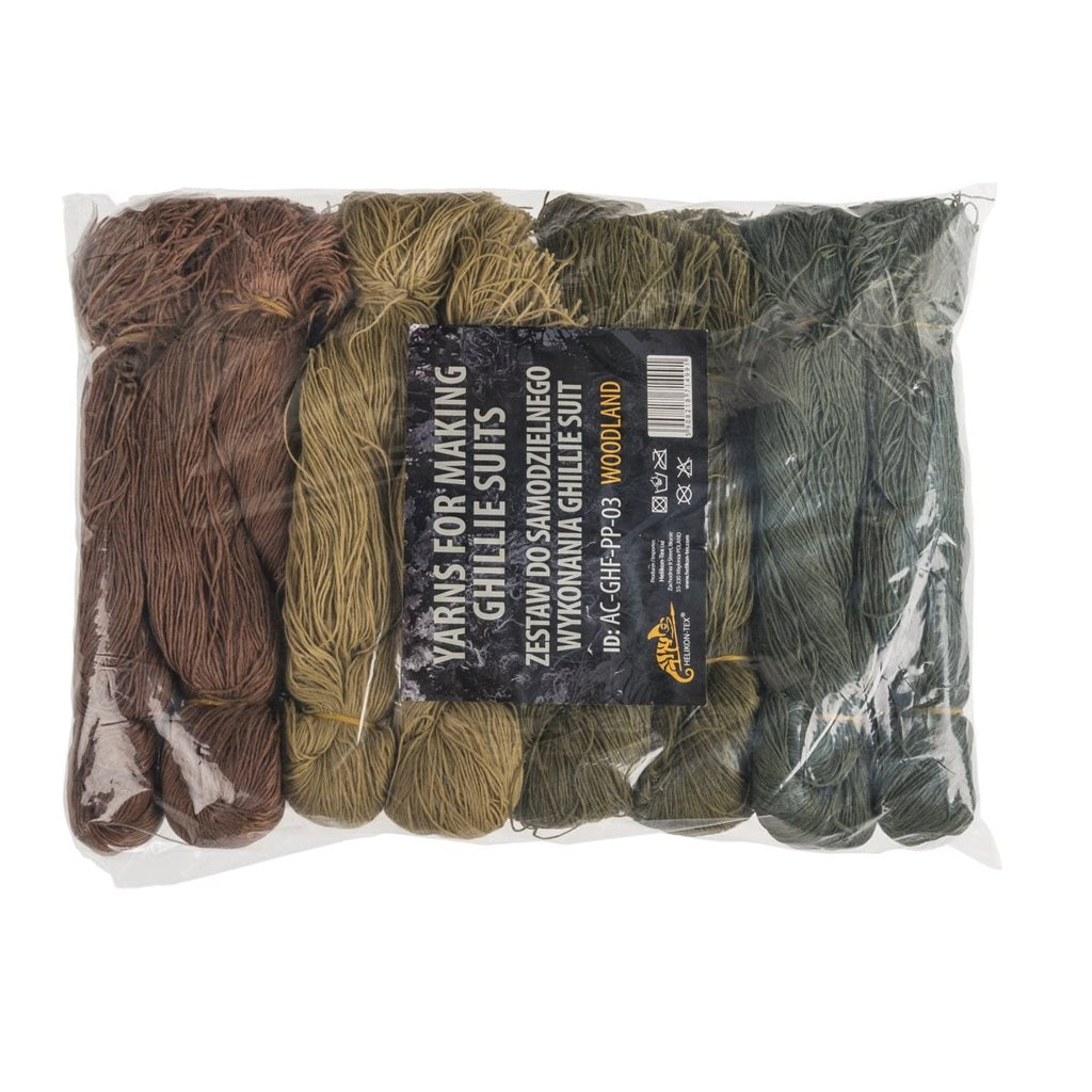 Haces de flecos ghillie en combinación US Woodland para camuflaje.