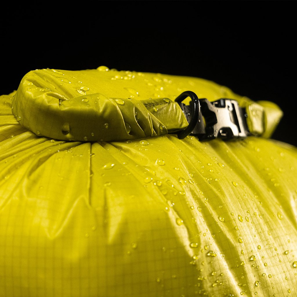 Vak CIRRUS Ultralight 20L Lichen de Eberlestock: bolsa ultraligera, resistente e impermeable con cierre roll-top