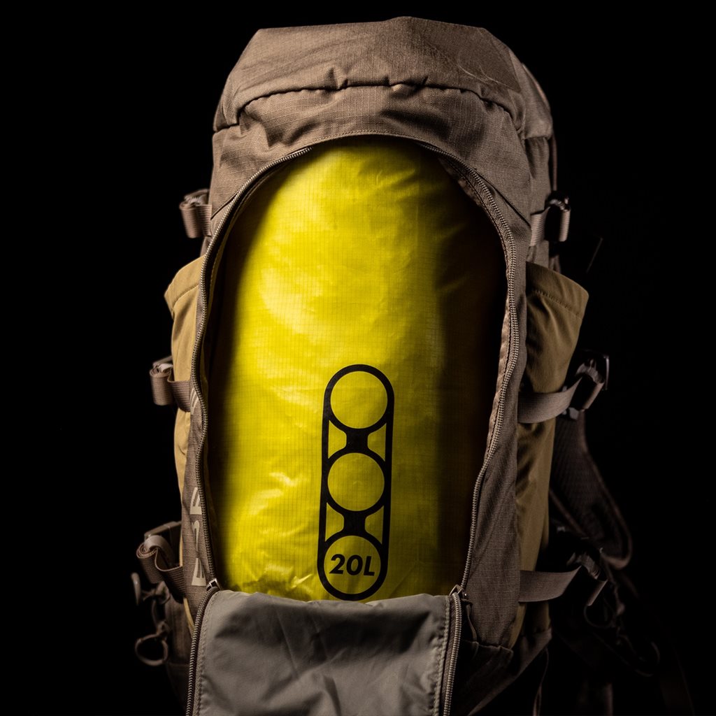 Vak CIRRUS Ultralight 20L Lichen de Eberlestock: bolsa ultraligera, resistente e impermeable con cierre roll-top
