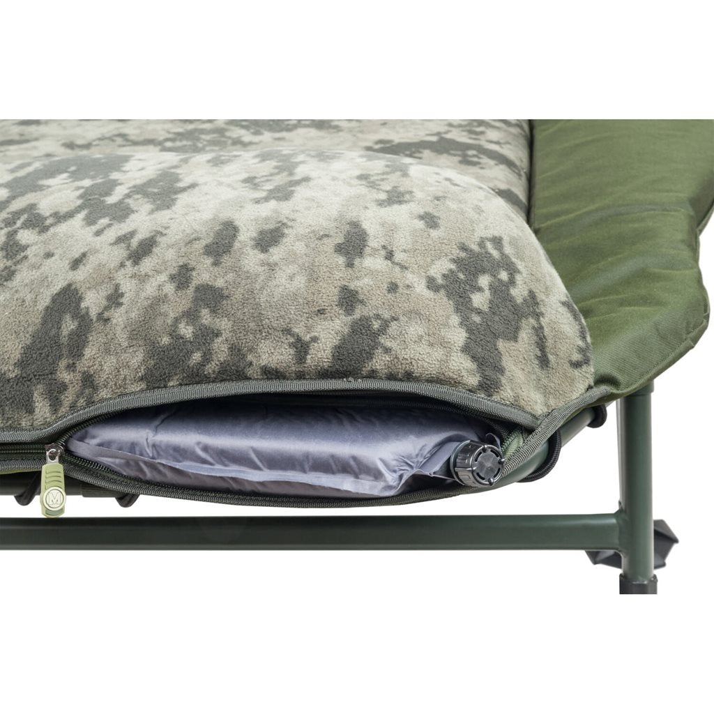 Camastro AIR 8 CamoCODE en camuflaje digital con colchón autohinchable, 220 x 90 cm