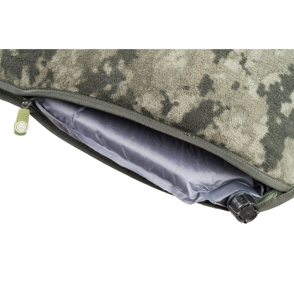 Camastro AIR 8 CamoCODE en camuflaje digital con colchón autohinchable, 220 x 90 cm