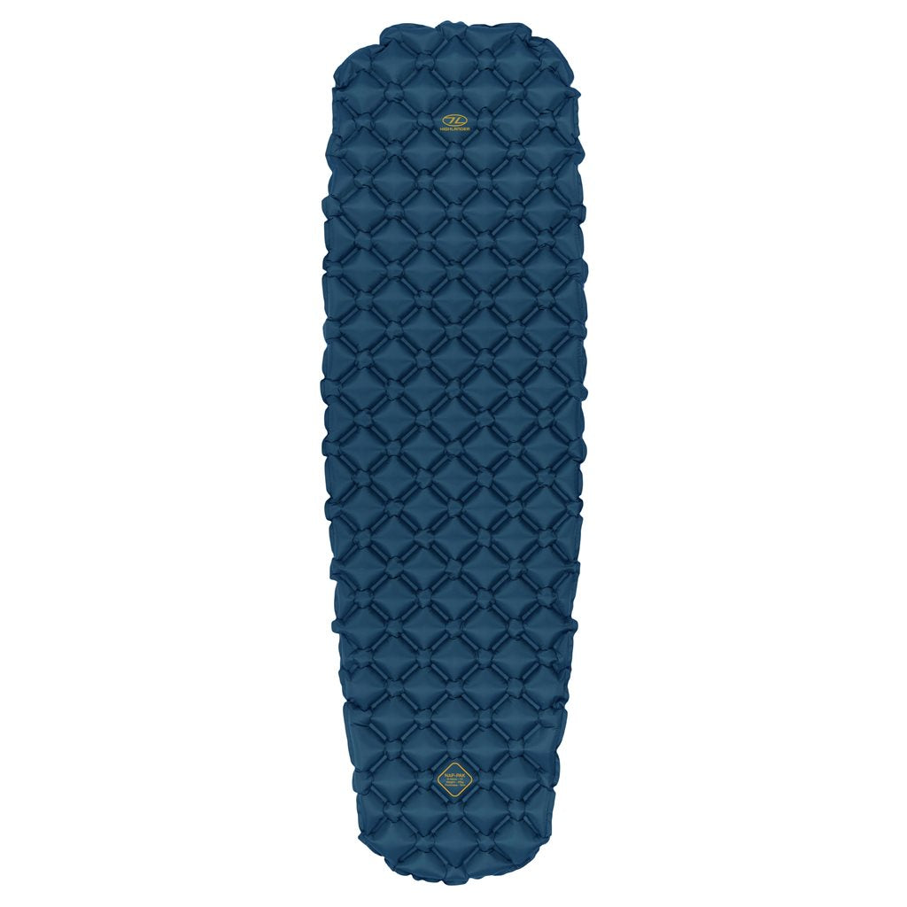 Esterilla inflable NAP-PAK ultraligera de HIGHLANDER en funda de transporte