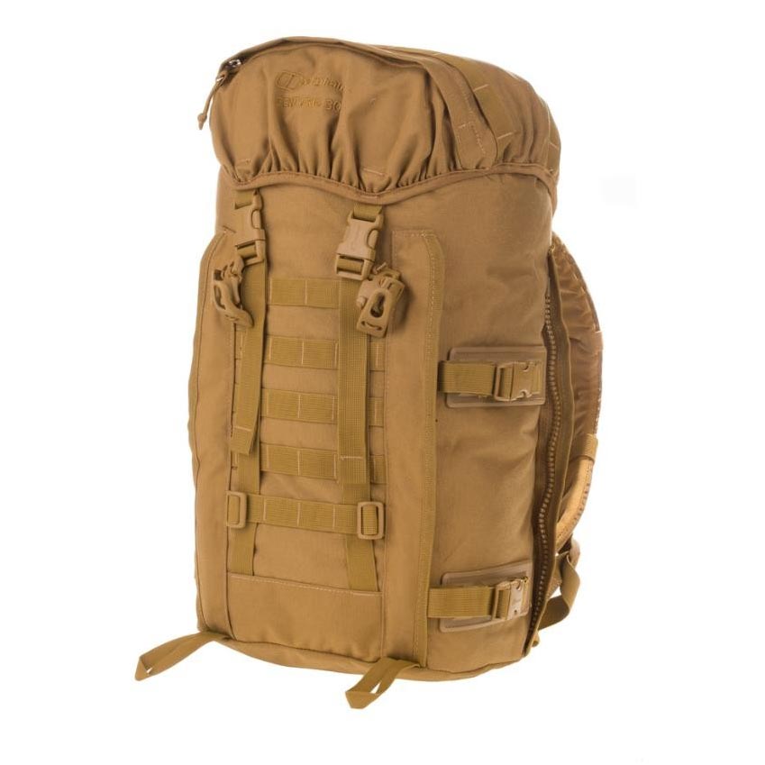 Mochila Berghaus Centurio II 30L negra con sistema MMPS