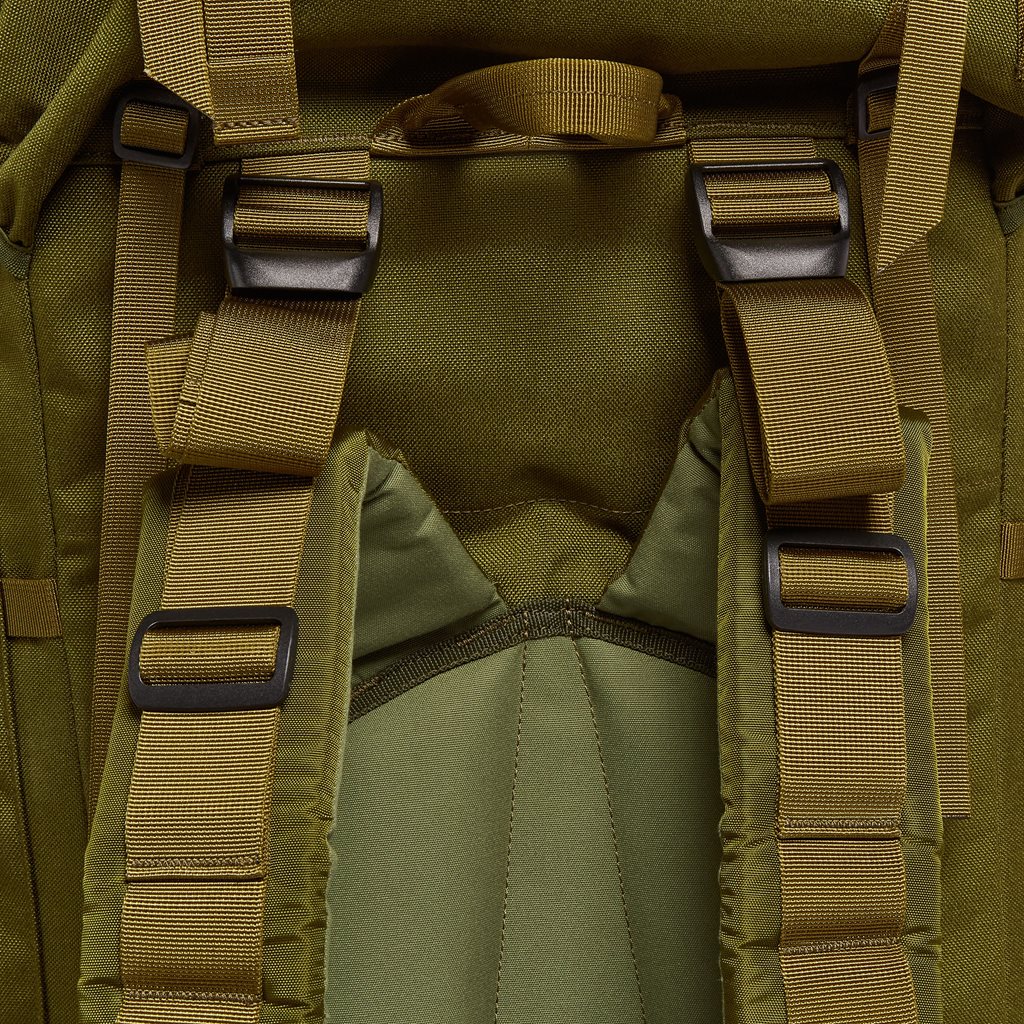 Mochila MMPS Vulcan V 100 L verde, material Armadura 1000D