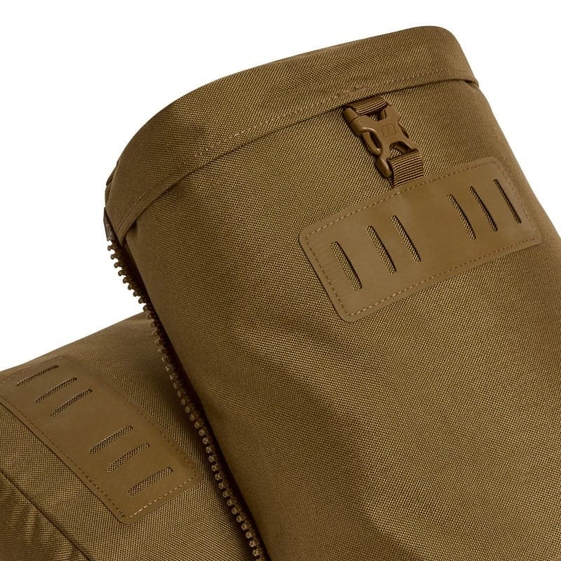 Bolsillos MMPS III 30L Earth Brown, dos bolsas laterales acopladas