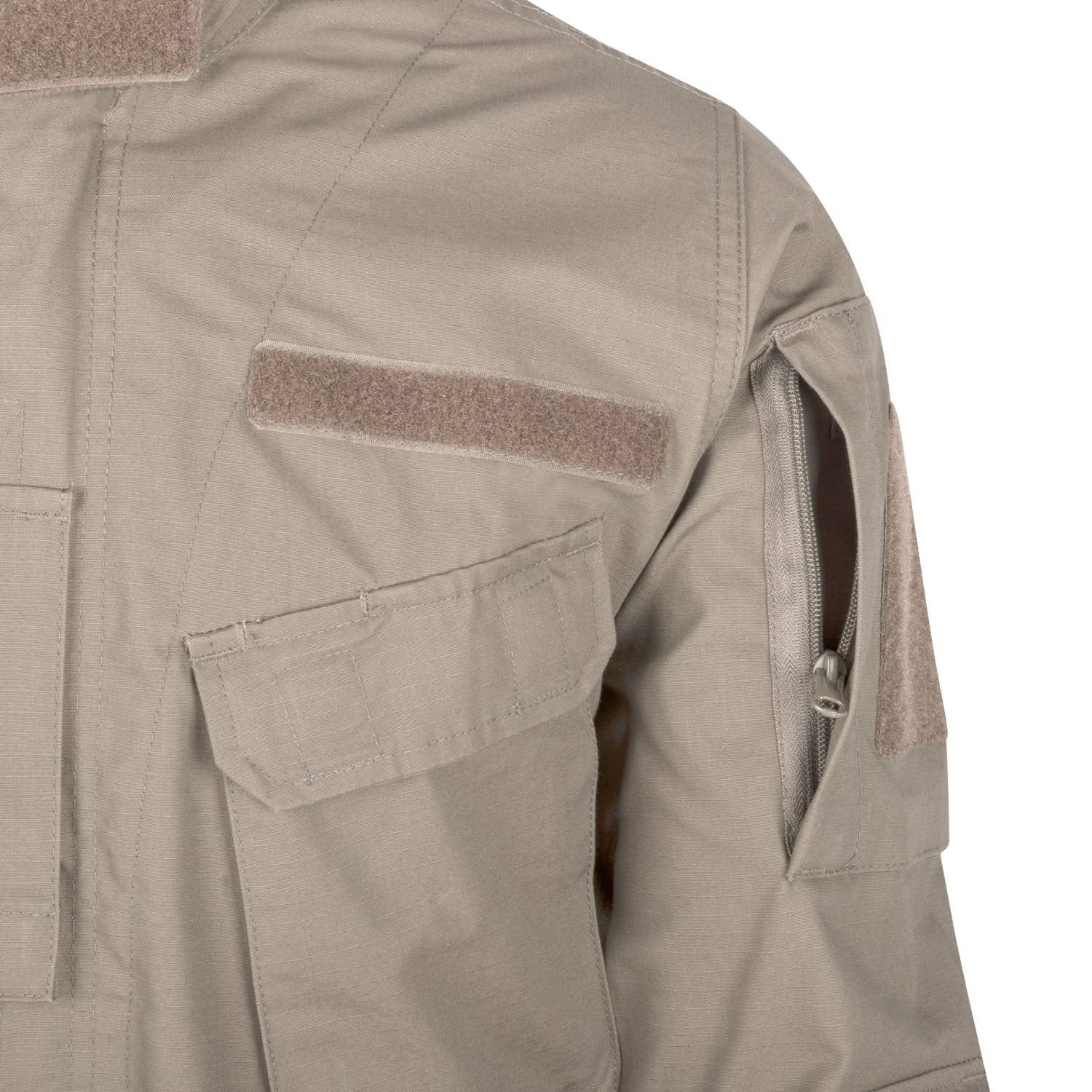 Chaqueta CPU rip-stop estilo ejército polaco, corte moderno y cuello alto forrado