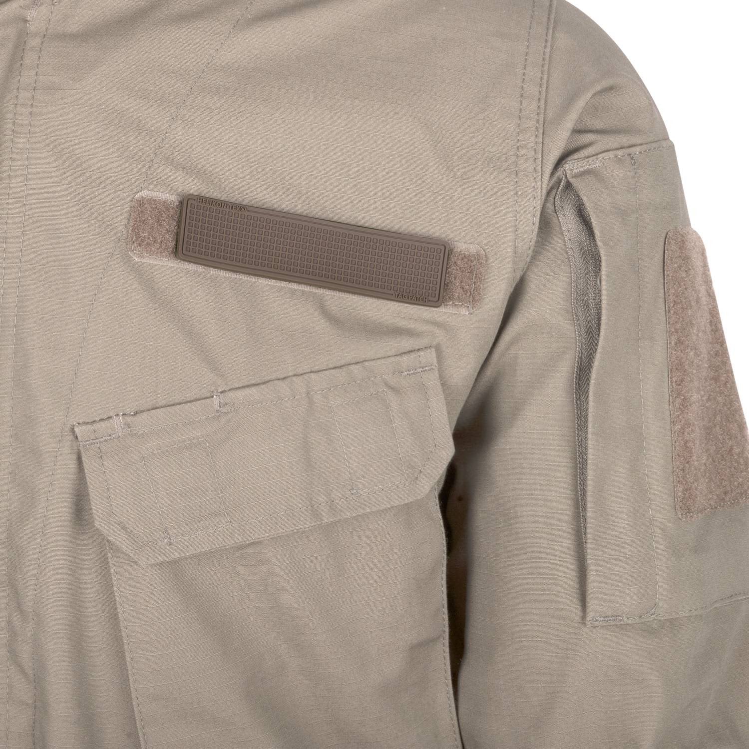 Chaqueta CPU rip-stop estilo ejército polaco, corte moderno y cuello alto forrado