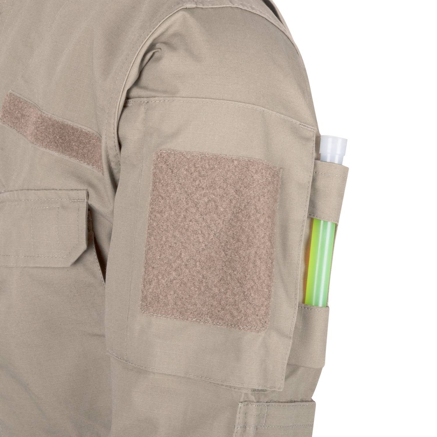Chaqueta CPU rip-stop estilo ejército polaco, corte moderno y cuello alto forrado