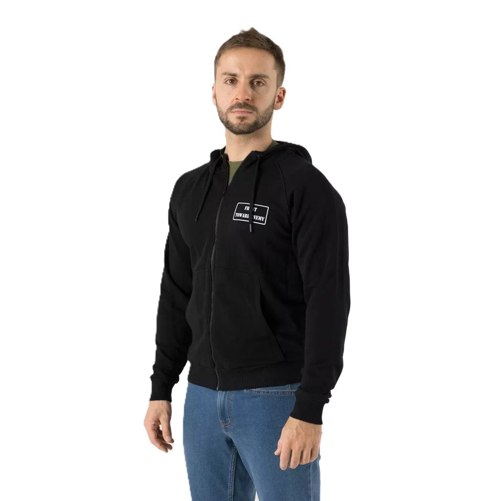 Sudadera negra con capucha y cremallera, estampado blanco FRONT TOWARD ENEMY