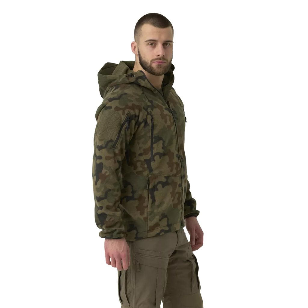 Chaqueta PATRIOT MK2 Hybrid Fleece Woodland polaco de HELIKON-TEX, vista frontal