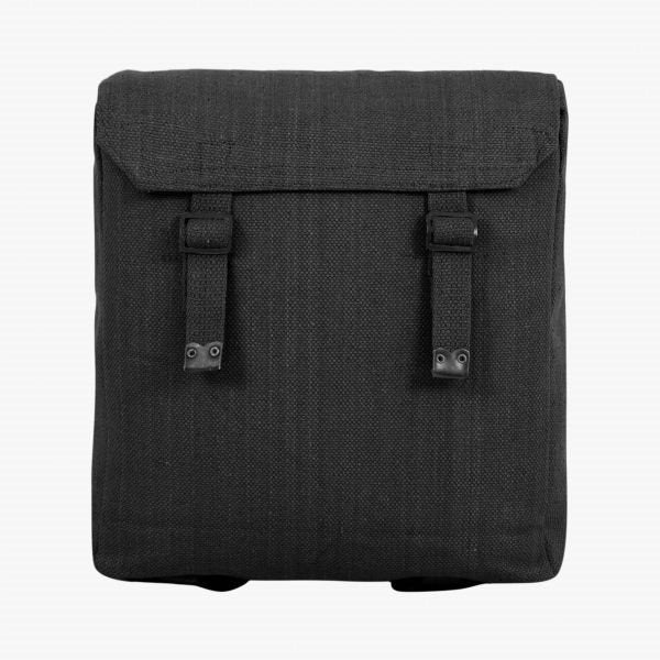 Mochila negra de lona resistente 33×31×10 cm, capacidad ~10 L, tirantes ajustables