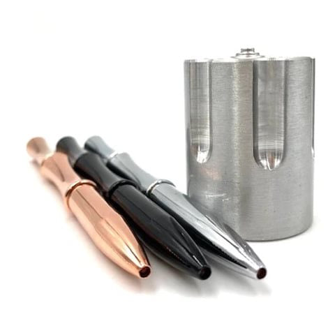 Set de 3 bolígrafos REVOLVER con soporte de aluminio en forma de cargador