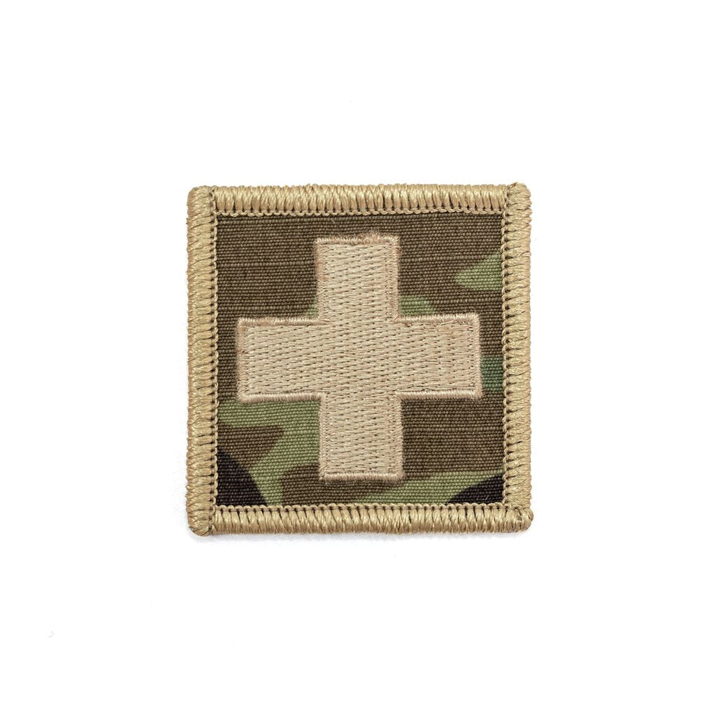 Parche velcro cruz sanitaria 5x5 cm KHAKI-OCP borde KHAKI