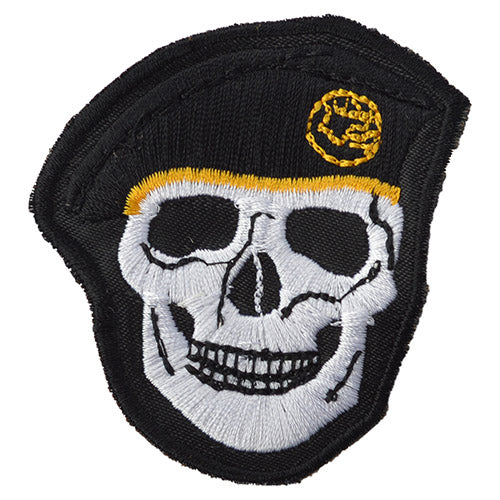 Parche calavera baret color vino tamaño aprox. 6,5 x 5,5 cm