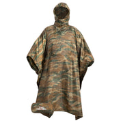 Poncho THUNDER GRECCE CAMO PENTAGON con estampado camuflaje, 210D rip-stop y bolsa de compresión